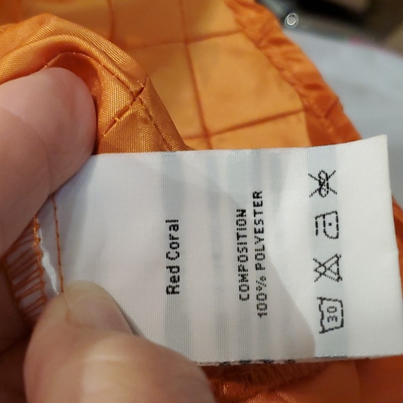 Red Coral, Jacket - Picture 5 of 8